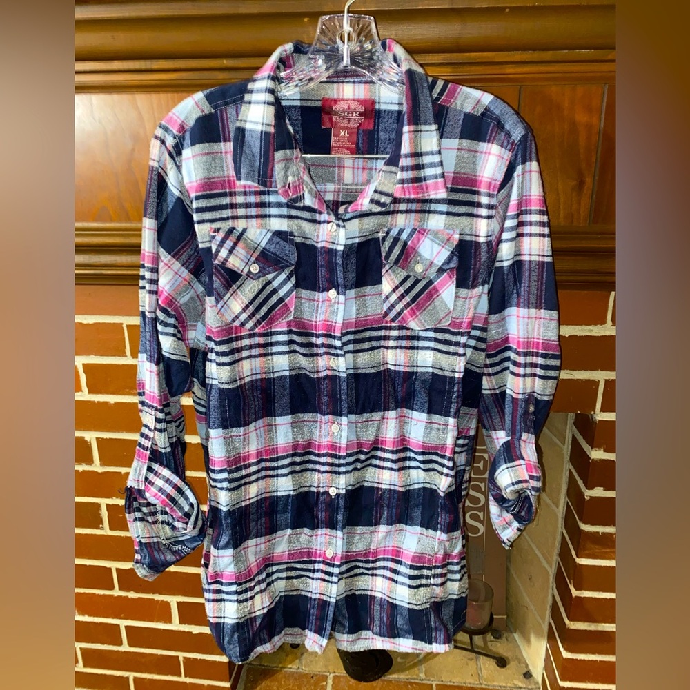 Women’s button down shirt